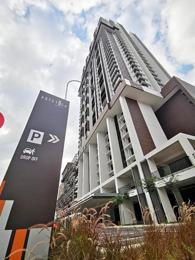 Mines Astetica Lake View Condo Seri Kembangan V1 Zewnętrze zdjęcie