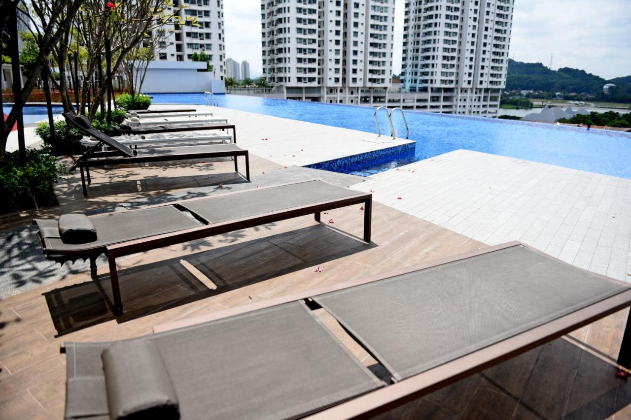 Mines Astetica Lake View Condo Seri Kembangan V1 Zewnętrze zdjęcie