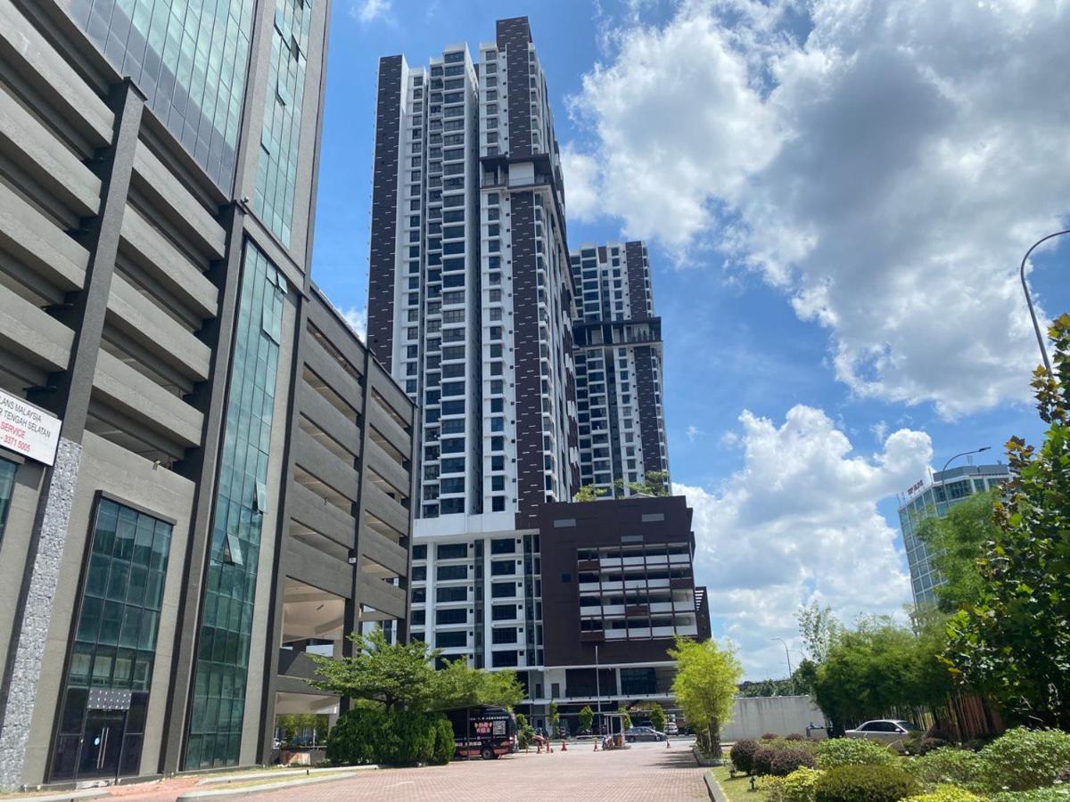 Mines Astetica Lake View Condo Seri Kembangan V1 Zewnętrze zdjęcie